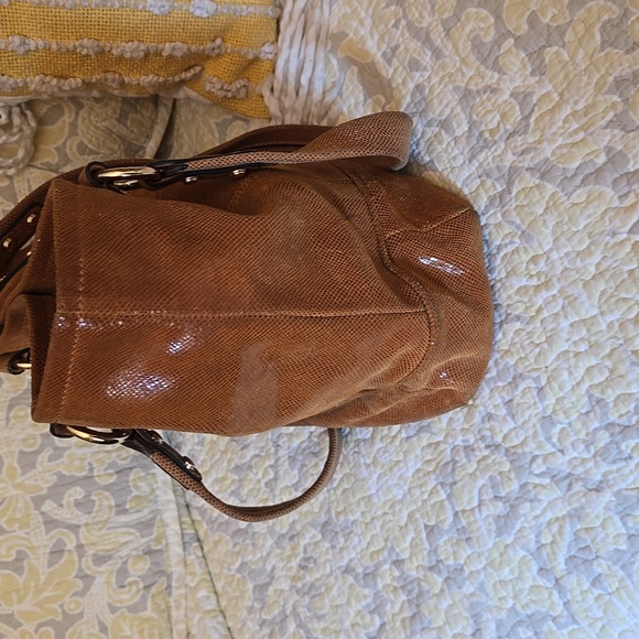 B Makowsky leather purse 👛 - Picture 5 of 10